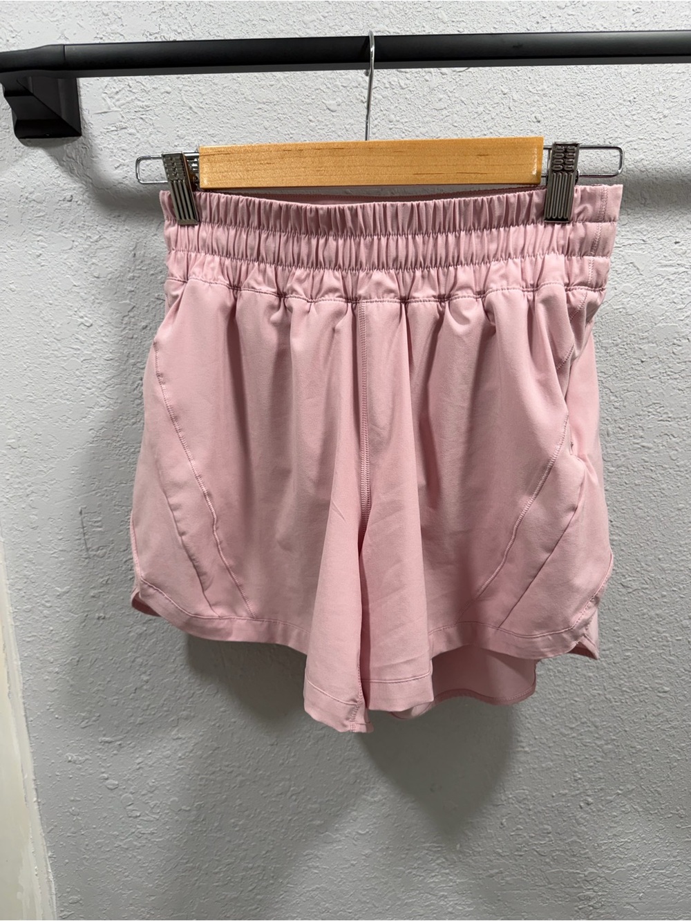 Lululemon track that shorts 5 inch in light pink size 6